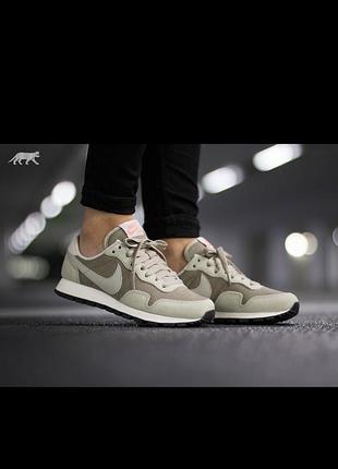 Nike wmns air pegasus '83 р 36 ст 22,5 см