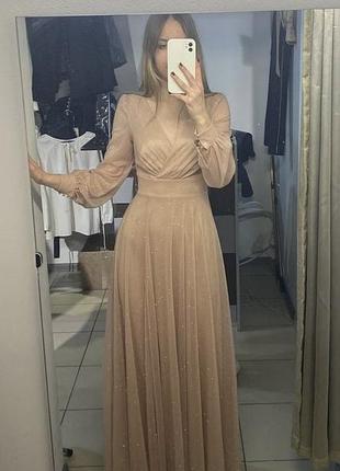Випускна сукня