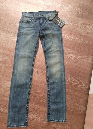 Женские джинсы vintage true religion y2k slim jeans культовый американский бренд, известный своей посадкой, качественным денимом и узнаваемым стилем 2000-х