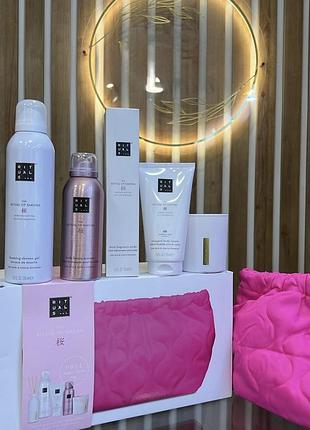Подарунковий набір rituals sakura у косметичці
