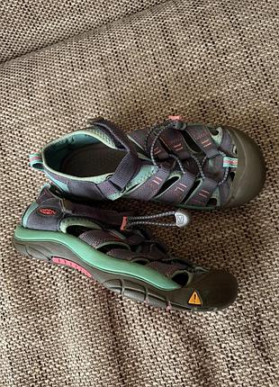 Сандалі босоніжки keen на хлопчика 36р