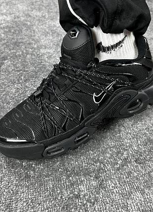 Nike air max plus tn black