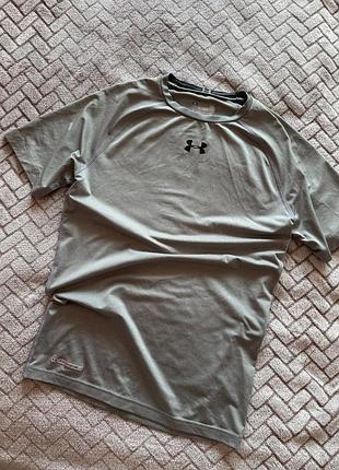 Спортивна футболка under armour
