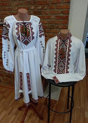 Вышитое рубашка платье