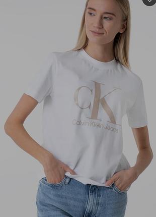 Футболка calvin klein