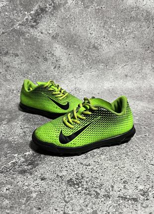 Дитячі футбольні nike