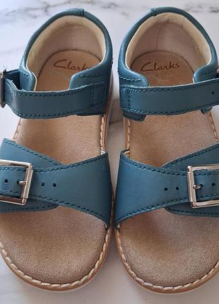 Кожаные босоножки clarks crown bloom. в идеальном состоянии!
