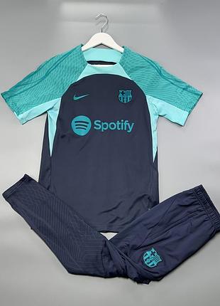 Чоловічий комплект nike fc barcelona сезону 2023/24