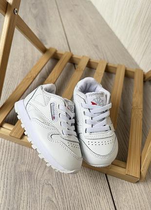 Reebok кросівки 20 розмір
