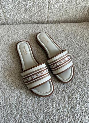Тапочки шльопанці michael kors