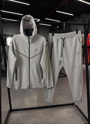 Спортивний костюм nike tech fleece