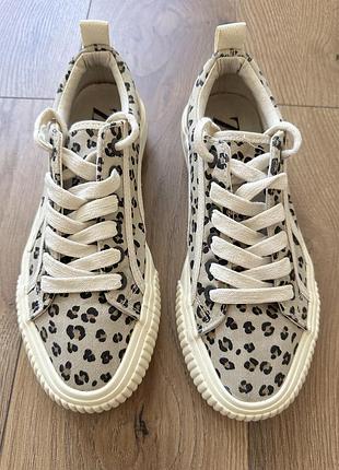 Кеди zara 35й розмір