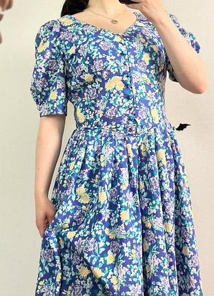 Вінтажна laura ashley квіткова сукня міді ретро