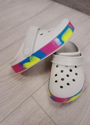 Шльопанці crocs 4