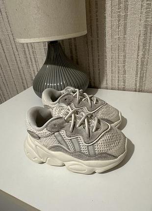 Кросівки універсальні adidas