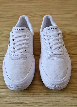 Кросівки adidas 42 розмір (стелька 26.5см) original