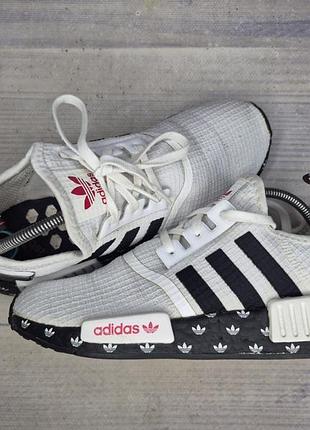 Кроссовки adidas originals nmd r1