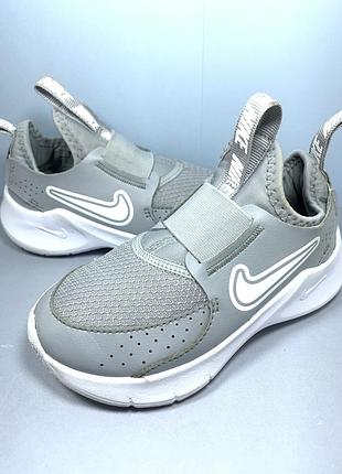 Кросівки nike