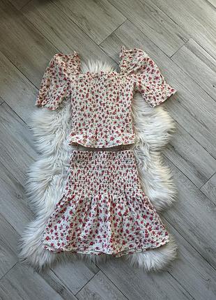 Квітчастий літній костюм 🌸