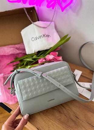 Оригінальна сумка крос-боді  calvin klain mini quilt camera🤍
