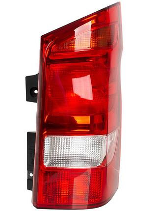Mercedes v-class w447 2014- версия с кришкою заднего лихтаря правая
