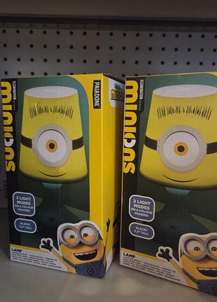 Настольная лампа paladone minions в виде персонажа из мультфильма "посепаки"