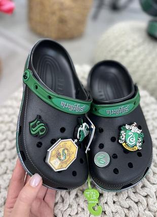 Крокси crocs slytherin classic clog  37 розмір оригінал