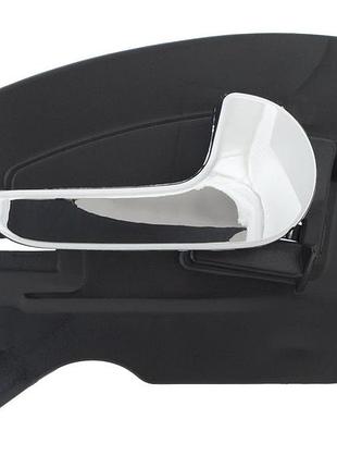 Opel corca c 00-06 салон передний правый