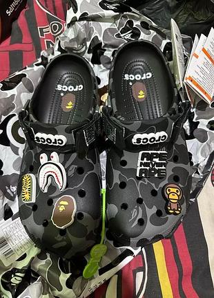 Тапки   crocs x bape