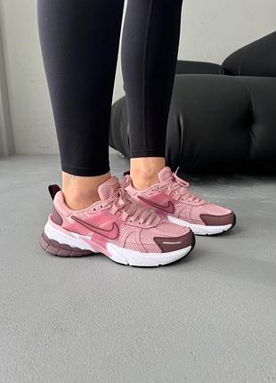 Жіночі кросівки nike v2k runtekk pink/bordo