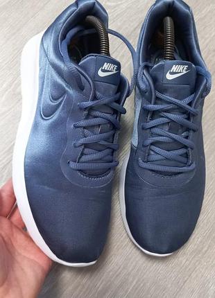 Жіночі кросівки nike