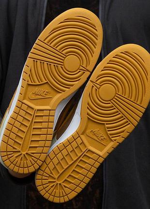Nike sb dunk brown\haki 3