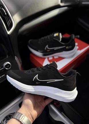 Nike running zoomx black white