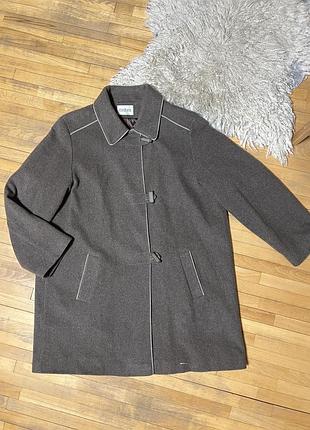 Eastex wool-cashmere — тепле жіноче пальто з кашеміром і вовною, елегантне та комфортне для холодної пори року.