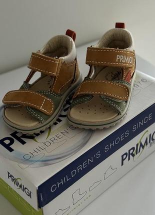 Нові дитячі сандалі primigi, розмір 18 (11 см)