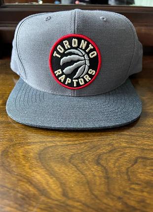 Кепка снепбек mitchell & ness nba toronto raptors