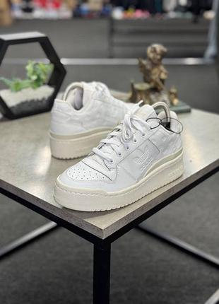 Оригінальні кеди adidas forum bold