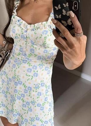 Ніжна сукня від zara