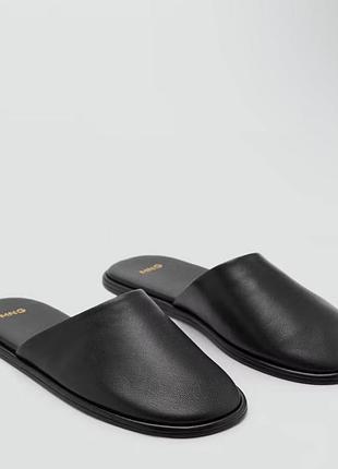 Чорні шикарні мінімалістичні шльопанці mango