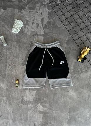 Чоловічі шорти nike