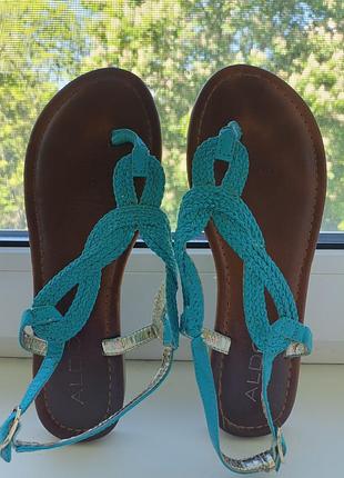 Кожаные женские босоножки р.37 aldo
