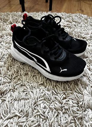 Кросівки 35,5 розмір на хлопчика puma