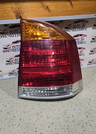 Задній ліхтар стоп правий opel vectra c, опель вектра ц 13130644