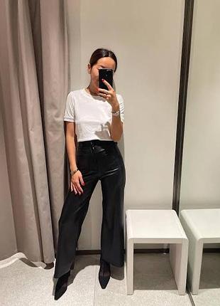 Базова біла футболка zara