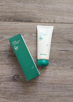 Солнцезащитный крем dewdap cicatea calming aqua sun cream spf50 50g