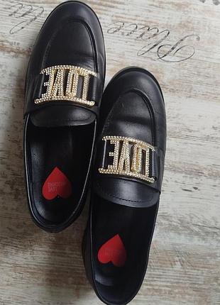 Оригинальные лоферы love moschino, натуральная кожа