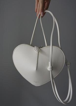 Продам сумочку серце від alaia