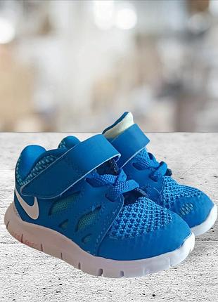 Кросівки для малюків від nike