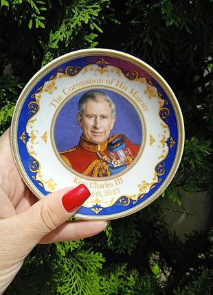 Тарелочка сувенир с принцем в новом состоянии