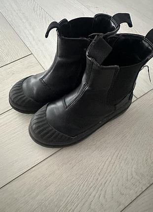 Ботіки h&m 2